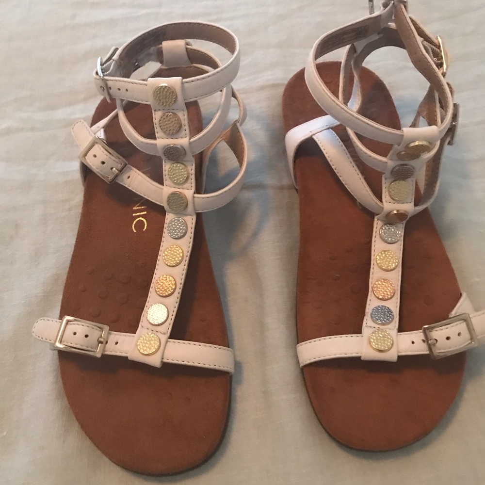 Like New Vionic gladiator sandals